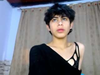 sweetass-18 webcam camsoda model stream image