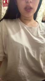 Monse9 webcam model stream image