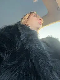 Giuliana_baby webcam model stream image