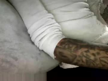 bertdollaz757 webcam model stream image