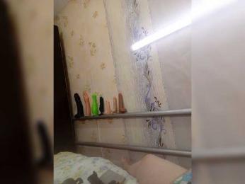 Konfetka80 webcam model stream image