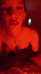 agoslacapitana1 webcam model stream image