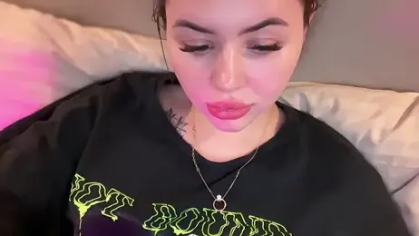 AlmaryKim webcam model stream image