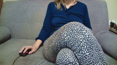 DenizErika webcam model stream image