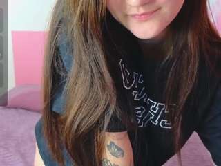 elinamils webcam model stream image