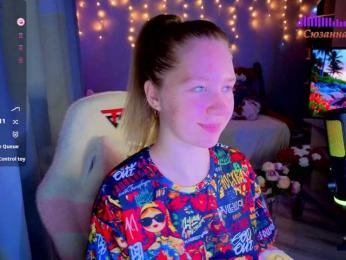 Lilith-girls-party webcam model stream image