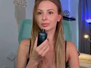 f1oraa webcam model stream image