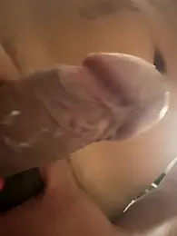 Nailealipsglossy webcam model stream image