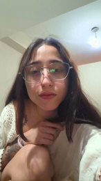 Shantt05 webcam model stream image