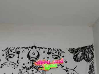 abby_and_lana webcam model stream image