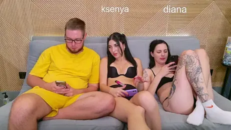 Ksenny webcam model stream image