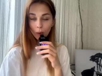 shirleepoma webcam model stream image