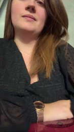 Lesgirlysroom webcam cam4 model stream image