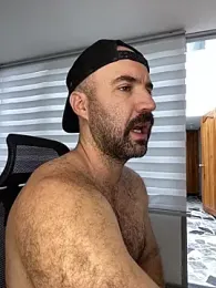 ADONIS_ART01 webcam model stream image