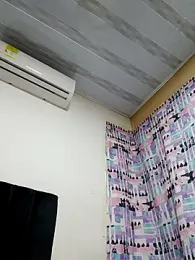 Liancy webcam model stream image