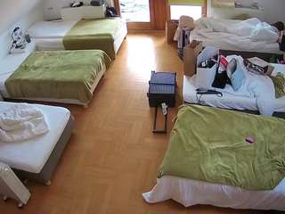 voyeurcam-julmodels-bed-6 webcam model stream image