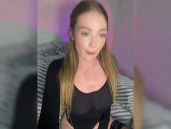 MILEDIUM webcam model stream image