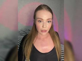 MILEDIUM webcam model stream image