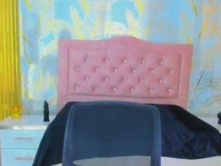 slutty-milf webcam camsoda model stream image