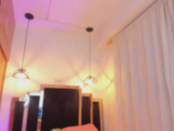 Cassiestevens webcam bongacams model stream image