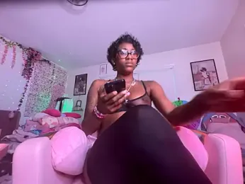 VixenCapri webcam model stream image