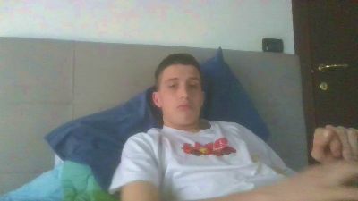 Lolloniccia webcam model stream image