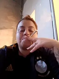 carola_hotwife webcam model stream image