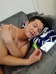 Woonee1680 webcam model stream image