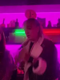 LizzyLush_ webcam model stream image