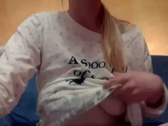 ToAnWTW webcam model stream image