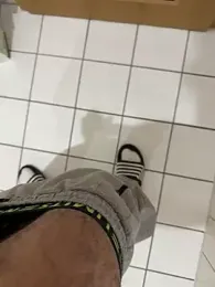 19yobigdick webcam model stream image