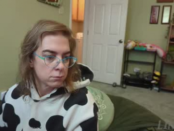 linzy19 webcam chaturbate model stream image