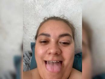 LoisLivvy webcam model stream image