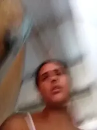 Andreita_95 webcam model stream image