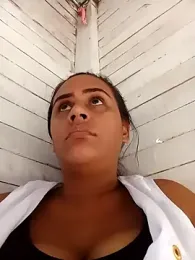 Andreita_95 webcam model stream image