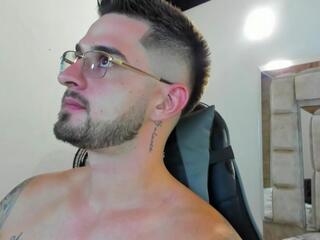 Ashton Muller webcam flirt4free model stream image