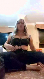 18Pomposita webcam model stream image