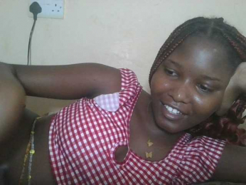 Hornyqueen4 webcam bongacams model stream image