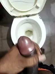 hotboy122345 webcam model stream image