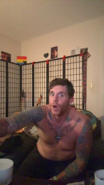 HardwrkingK0 webcam model stream image