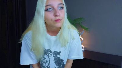 ChayaHaris webcam model stream image