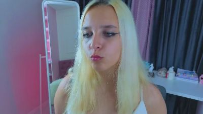 ChayaHaris webcam model stream image