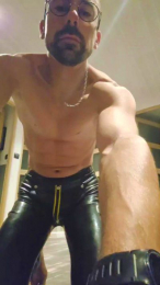 fred2085 webcam model stream image