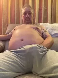 Russirayu webcam stripchat model stream image