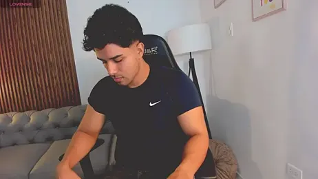 liam_collins21 webcam model stream image