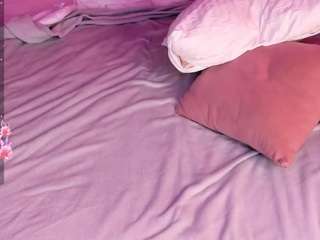 soft-as-a-flower webcam camsoda model stream image