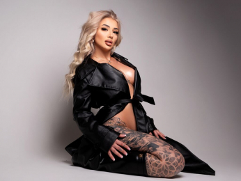 JuliaNoir webcam model stream image