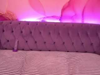 lunalicks webcam model stream image