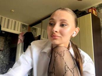 enchanty-shawty webcam bongacams model stream image