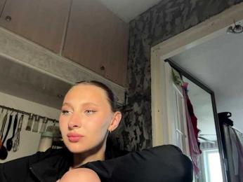 enchanty-shawty webcam bongacams model stream image